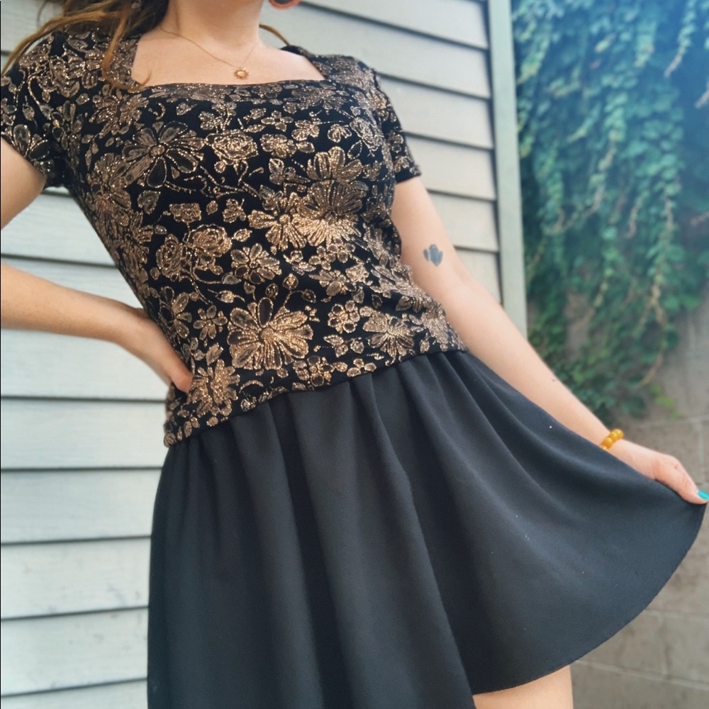 Vintage “Ronni Nicole by Ouida” evening blouse